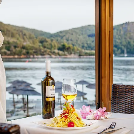 Blue Bay Resort Panormos (Skopelos)