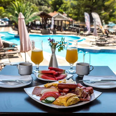 Blue Bay 3* Panormos (Skopelos)